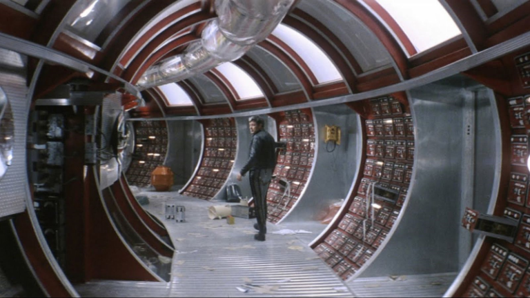 Solaris (1972) Full of complex ideas and emotions, must be seen at least once (Review)