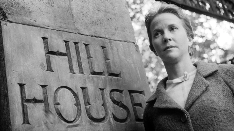 The Haunting (1963) the impenetrable monochrome terror of black and white horror (Review)