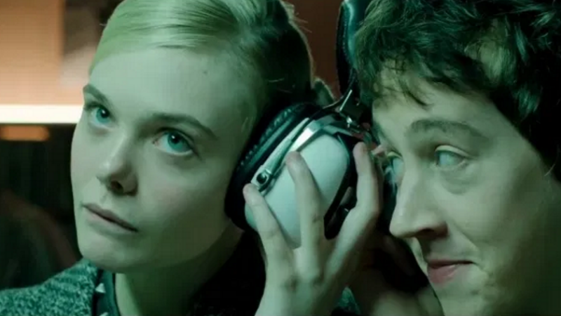 How to talk to girls at Parties