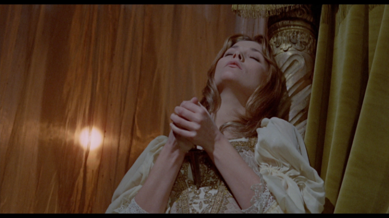 The Killer Reserved Nine Seats (1974) Giallo, from the outside-in (Blu-Ray Review)