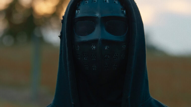 Johnny Z (2023) Zombie-Actioner extending way beyond its grasp (Review)