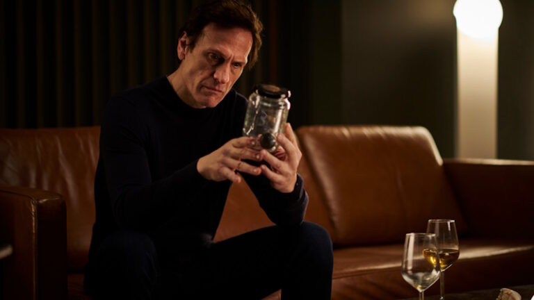 A Million Days (2023)Hard Sci-Fi or Hardly Sci-Fi?(Review)