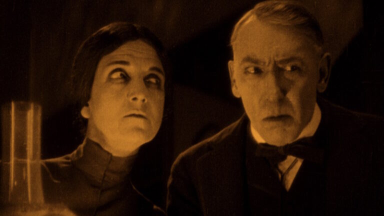 The Cat and the Canary (1927) Hauntingly Expressionist Silent Classic Struggles without Words (Review)