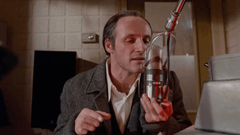 32 Short Films about Glenn Gould (1993) Challenges the Grand Tradition of the Biopic